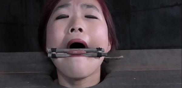  Stocked asian submissive handles sexmachine